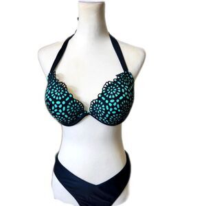 Abercrombie & Fitch "V" Black Bikini Bottoms, Shade & Shore Clamshell Top 38C